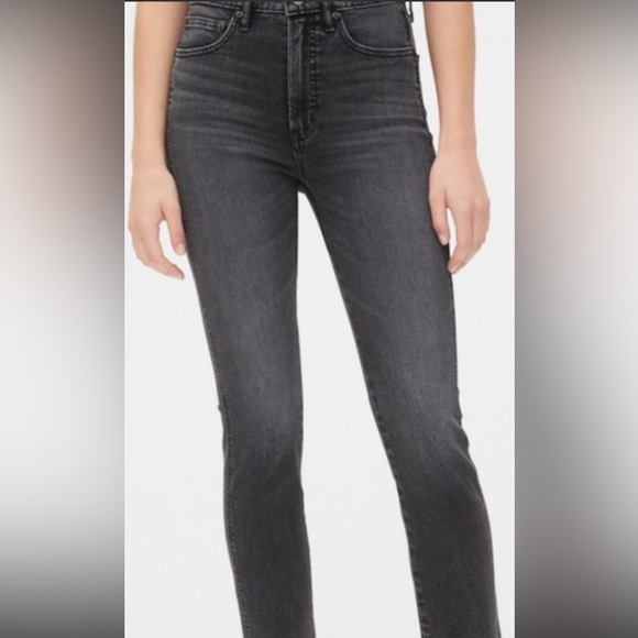 Gap Black Distressed High Rise Cropped Cigarette Jeans - Picture 5 of 6